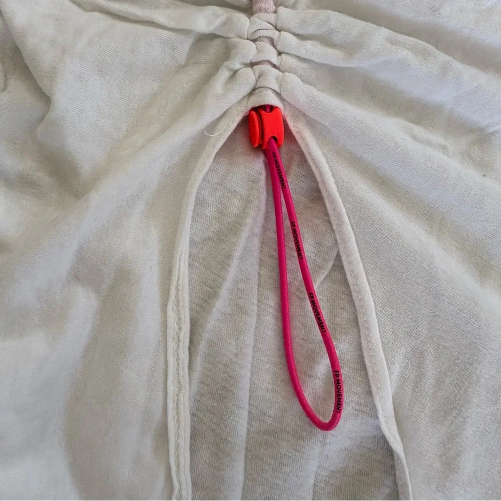 FP Movement swing with Pink Drawstring - Picture 3 of 4